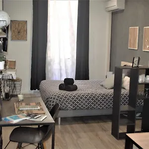 Studio Industriel De Steenia Vieux Port Appartamento
