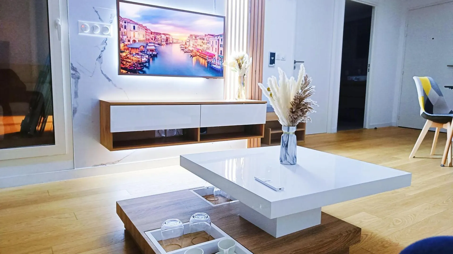 Appart Standing Free Parking Balcony Terrasse & Clim Marseille Apartment